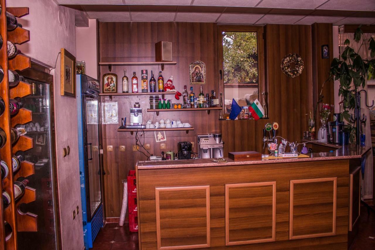 Стаи За Гости - Семейна Къща За Гости Ивел Μπάνσκο Εξωτερικό φωτογραφία